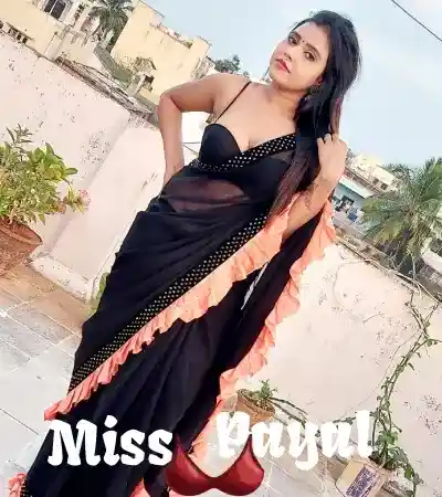 Urvi Kapoor Urvi Kapoor - Aerocity Escort