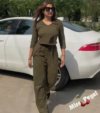 Yasmin Khan Yasmin Khan - Aerocity Housewife Escort